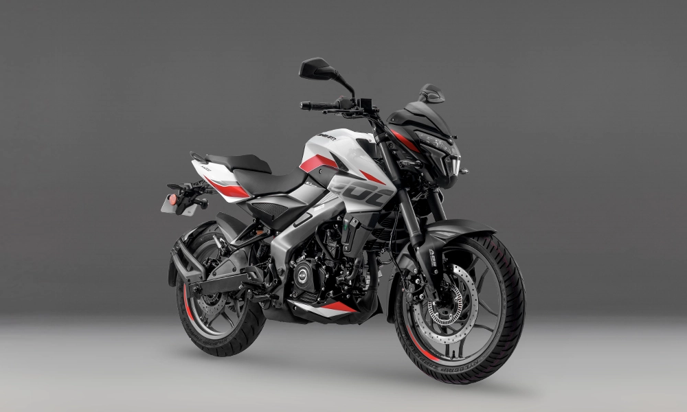 Dominar NS200